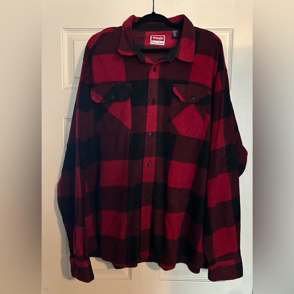 Wrangler Men’s Red and Black Buffalo Plaid Casual Button-Down Fleece Size 3XL